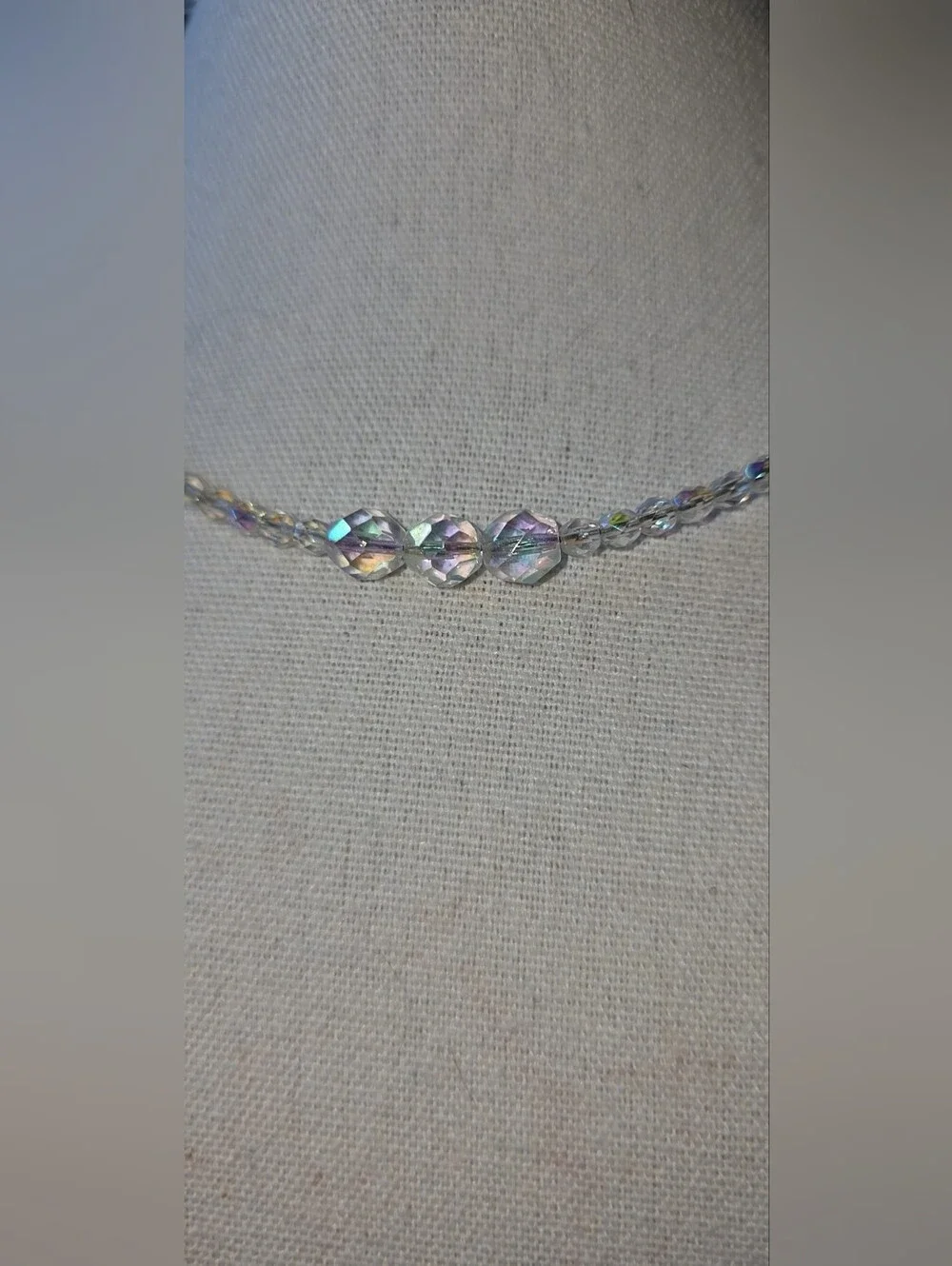 Vtg Aurora Borealis Faceted Glass Crystal Single Strand Necklace AB Choker